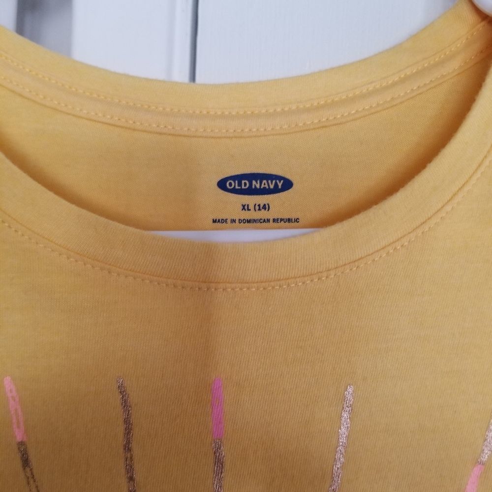 Old Navy Short Sleeve - Picture 5 of 5
